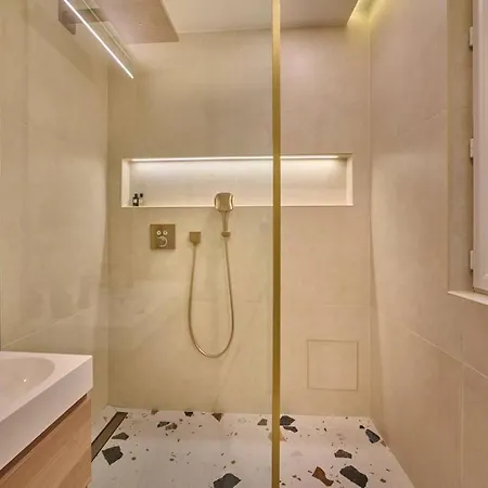 Appartement Elegant Flat In Paris, Near Saint Germain Paris