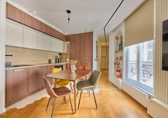 Elegant Flat In Paris, Near Saint Germain