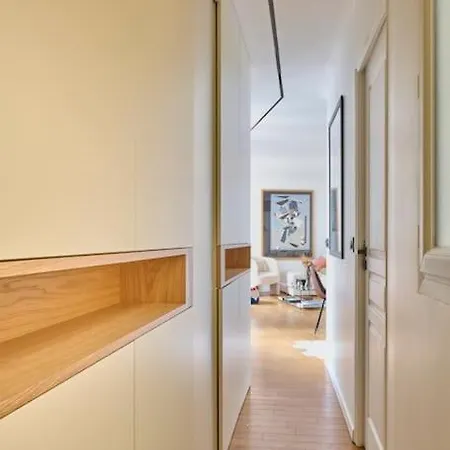 Elegant Flat In Paris, Near Saint Germain * Париж