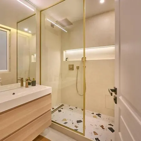 Elegant Flat In Paris, Near Saint Germain * Париж