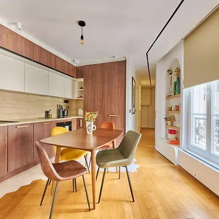 Апартаменты Elegant Flat In Paris, Near Saint Germain *